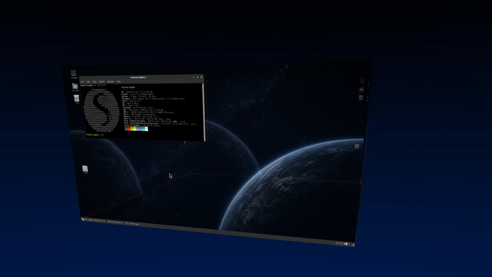 Spaced Linux Dark theme wallpaper